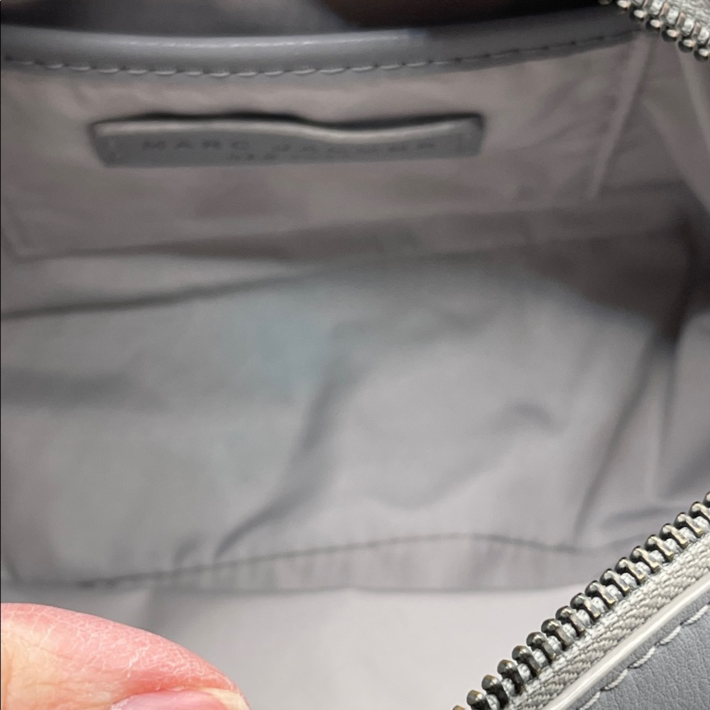 Marc Jacobs The Flash leather Crossbody bag - Picture 6 of 12